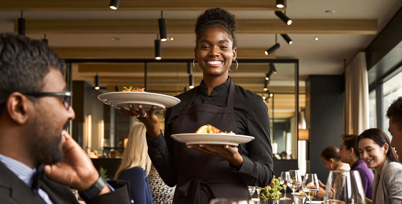 Service en salle auprès des clients